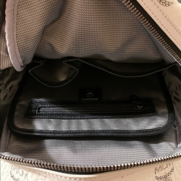 Authentic MCM backpack (Medium) - Picture 6 of 14
